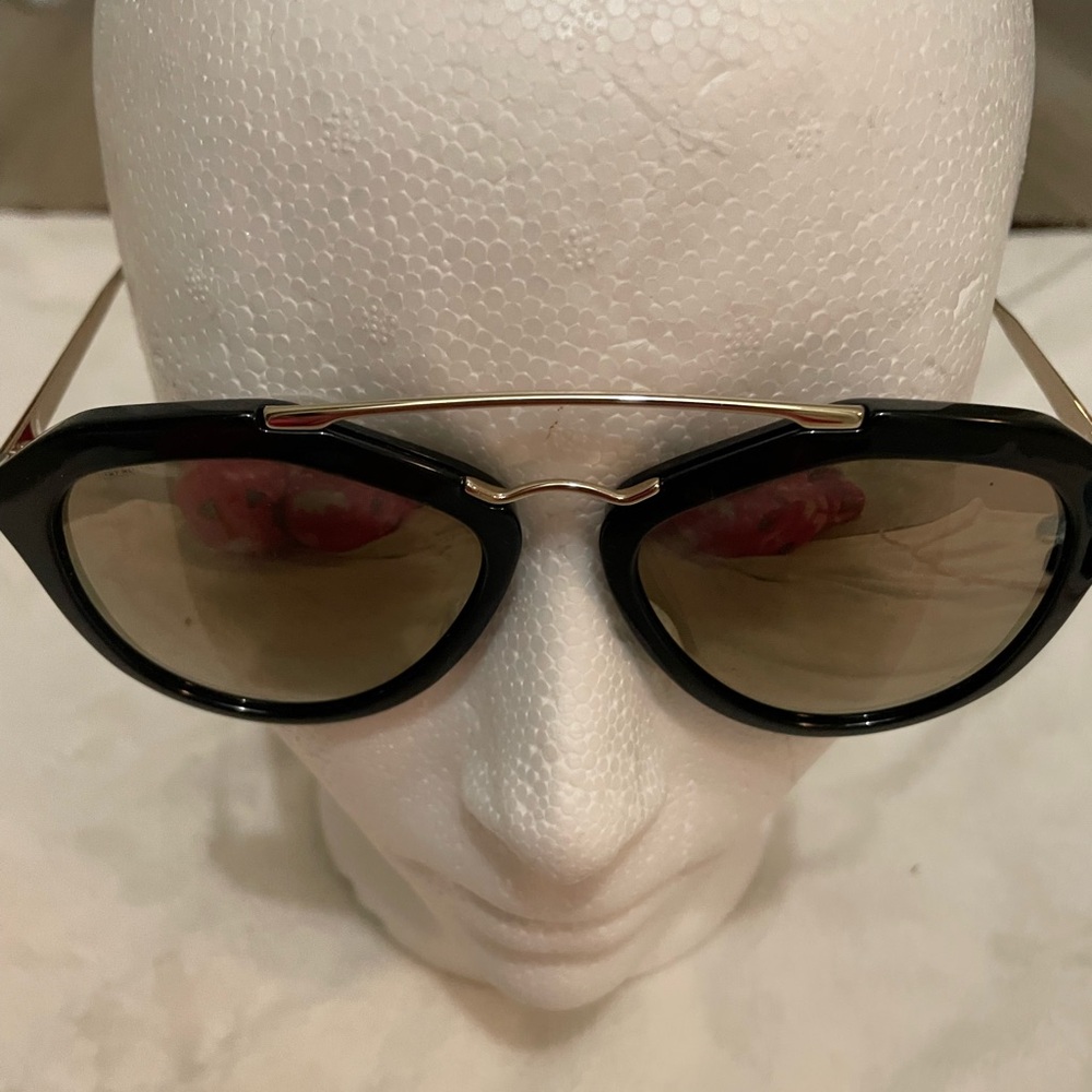 Beautiful Prada Black and Gold Sunglasses - Picture 2 of 14